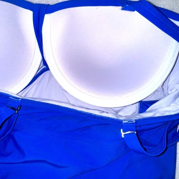 NWT Younique Women's tankini Swimsuit Top in Vibrant Blue - Picture 5 of 6